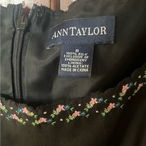 Ann Taylor silk size 8 black dress with embroidered scalloped top. - Picture 5 of 5